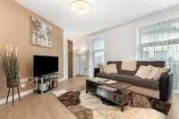 Modern 1 Bedroom Apartment in Woking Town Centre - B&B