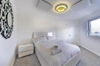 Stylish and Bright 2 Bed Apartment in Ashford - Ferienwohnung Ashford