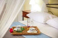 Palaiochora Retreat - Sea Sunset Rooftop - Bed and Breakfast Kalamata