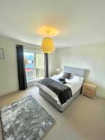 3 bedrooms, 2 story Olympic House Portland - B&B Castletown