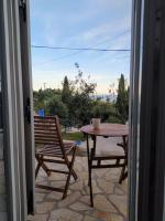 Totolos home in Lazaratika Corfu - B&B Agios Panteleimonas