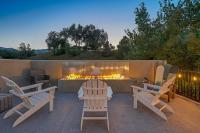 4BD Home w Rooftop Patio Fire Pit & Mountain Views - B&B