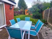 Gilpin villa 4Bedroom WiFi, Parking, Netflix, Garden - B&B