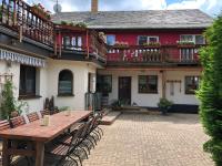 B&B Saalfeld - Haus Stadtflucht - Bed and Breakfast Saalfeld