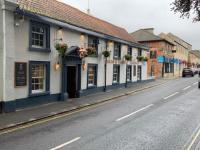 B&B Wetherby - Swan & Talbot Inn - Bed and Breakfast Wetherby