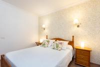 Home2Book Cozy Apt Pool & Tenis Court, El Porís - Chambres d'hôtes Poris de Abona