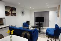 KYOTO HOUSE CENTRAL DERBY I 2 BEDROOMS, SPACIOUS, WARM & NEW with NETFLIX - Chambres d’hôtes