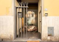 Via Cimabue 8b - Florence Charming Apartments - Metropolitan Loft in Florence - 20 minute walk to city center - excellent base for exploring - less than 5 minute walk to the supermarket - amazing bakery on the corner - Bed and Breakfast