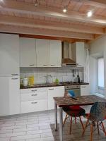 Casa Tilde Guest House - Bed and Breakfast Cunardo