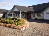 Ribbonwood Country House - B&B