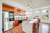 Modern Blaine Condo Rental < 1 Mi to Boat Harbor! - Chambres d'hôtes Blaine