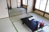 Japanese-Style Family Room