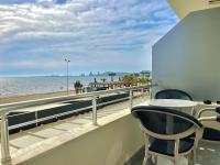 Luxurious Cozy seaview apartment - B&B