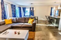 B&B Laval - Appartment 2BR 4 beds AC wi-Fi Smart TV FreeParking - Bed and Breakfast Laval