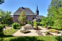 Château de Rienne met sauna & hottub & pooltafel - Chambres d’hôtes