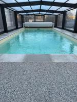 B&B Mende - Villa avec piscine à Mende capacité 12 personnes - Bed and Breakfast Mende