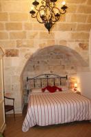 Petali Rosa - Dimora Pietra - Chambres d’hôtes Polignano a Mare