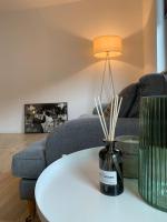 B&B Bremen - Stilvolle Wohnung mit Balkon & Parkplätzen - Bed and Breakfast Bremen