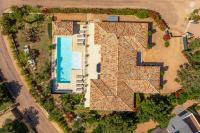 Villa Les Arbousiers - Piscine Chauffée Sécurisée - 210m2 - 4 Suites - Chambres d’hôtes Porto-Vecchio