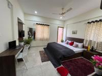 B&B Bengaluru - MWS Studio Rooms in Manyata - Bed and Breakfast Bengaluru