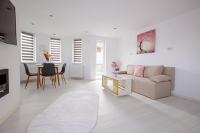 WhiteBoxApartment - Bed and Breakfast