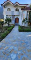 Vila Guri i Atos - B&B