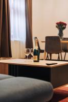 Hviezdoslavova Apartments, Trnava Centre, Parking available - B&B Trnava