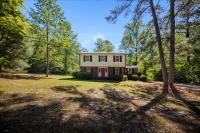 B&B North Augusta - 5BR Woodland Retreat on 7 Acres with a Pond - Bed and Breakfast North Augusta