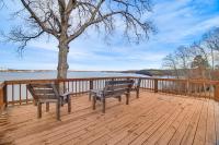 Grand Lake Views: Pet-Friendly Jay Getaway! - Bed and Breakfast Jay