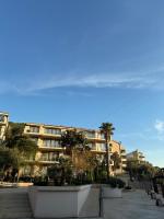 Blue Horizon Apartment Lena - Bed and Breakfast Pržno