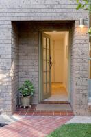 Honeyeater Hidden Gem - 2BR Central Quiet - B&B