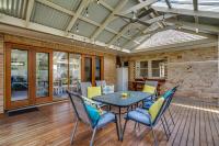Relaxing Holiday House on Pine-Short Walk to Beach - Ferienwohnung Victor Harbor
