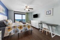 B&B Myrtle Beach - *UPdated Family BEACH Escape*Pools, Hot Tubs, More - Bed and Breakfast Myrtle Beach