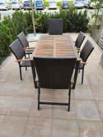 Eleonoras Ferienwohnung in Würzburg Stadt mit Terrasse im Erdgeschoss inklusive eigenen Parkplätzen vor der Tür - B&B Würzburg