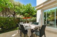 Charmant Appartement - Jardinet Privé - 5 minutes des plages Sanguinaires - Ajaccio - B&B Ajaccio
