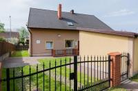 Holiday House BURSZTYN - Nature, Relax & Terrace by Noclegi Renters - Ferienwohnung Kołczewo