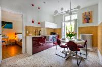 Retro 2-bedroom apartment with balcony