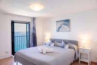 Camera Tripla con Vista Mare 