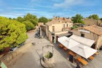 La Demeure du Chevalier d'Argent- parking gratuit - Bed and Breakfast