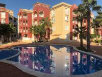Spacious apart. for 6 pers. AC, UK TV, 600MB WiFi - B&B Los Alcázares
