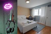 B&B Toronto - Melody Master With Bath & Steps to Subway - Bed and Breakfast Toronto