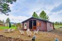 Oregon Cabin on Pine Hollow Reservoir with Mtn View! - B&B Tygh Valley