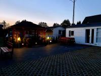 Domki Jantarowa 4 - B&B Chłopy