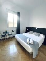 Double Room with Shared Bathroom