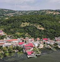 Pensiunea Leonardo - Chambres d'hôtes Moldova Veche