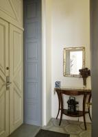 White Door Apartments Heart of Odessa 1 - B&B