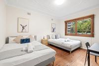 B&B Pymble - Quadruple Room in Gordon near Train & Bus Sleeps 4 - Bed and Breakfast Pymble