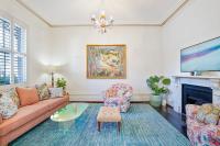 B&B Melbourne - Pure Victorian Elegance - 3 bdrm @ South Melbourne - Bed and Breakfast Melbourne