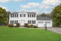 Spacious 4BR suburban home! - B&B Randolph