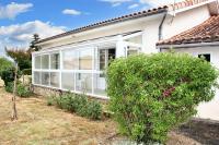 Maison charmante à Montbron avec terrasse et jardin - B&B